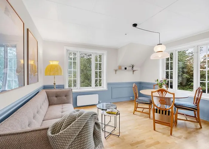 Arctic Hilltop - 1 Tromsø